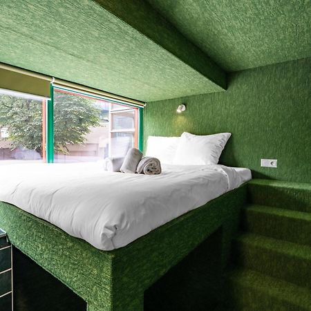 Hotel Not Hotel Ротердам Екстериор снимка