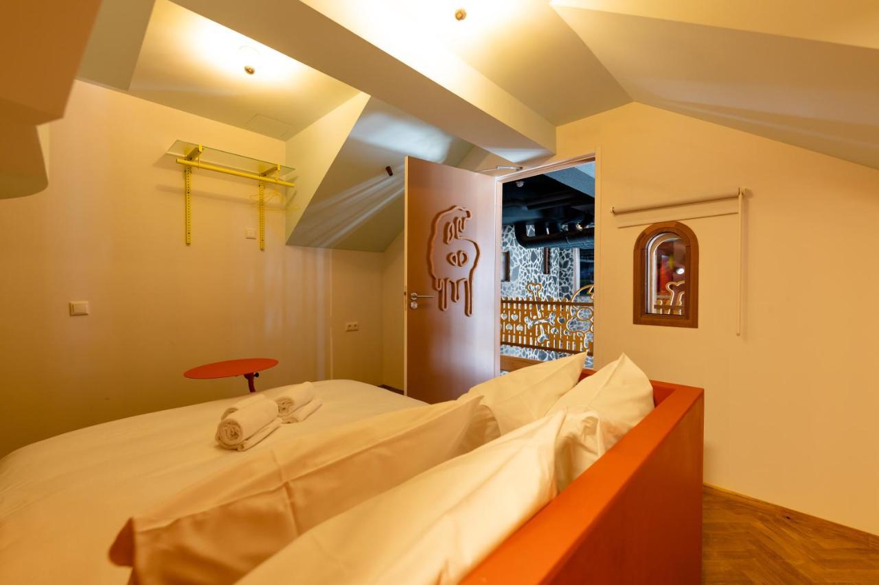 Hotel Not Hotel Ротердам Екстериор снимка