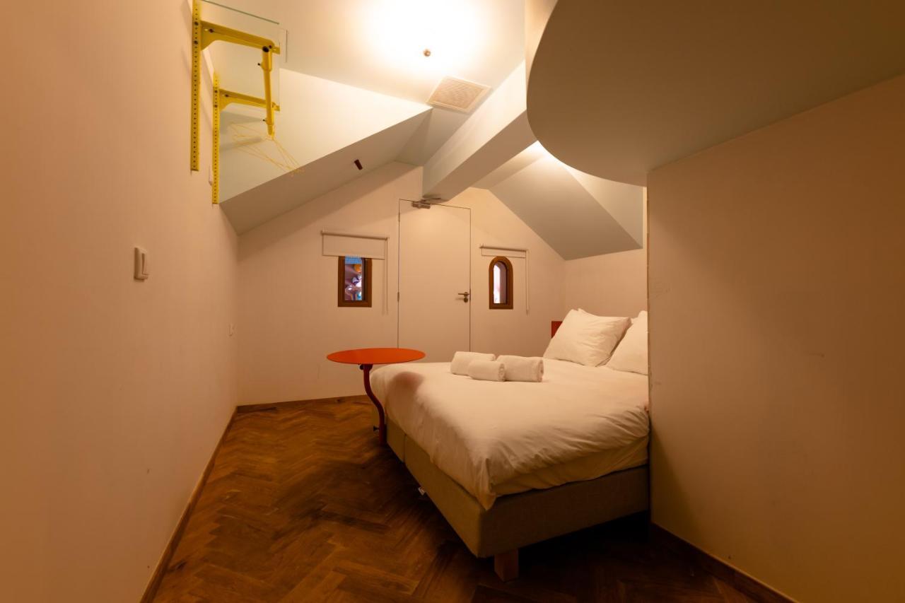 Hotel Not Hotel Ротердам Екстериор снимка