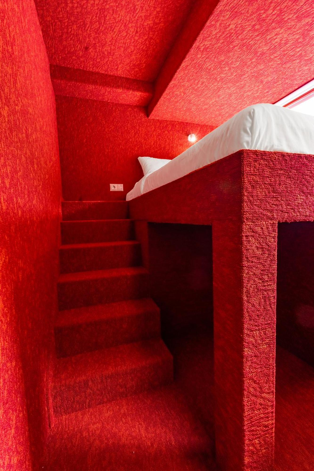 Hotel Not Hotel Ротердам Екстериор снимка